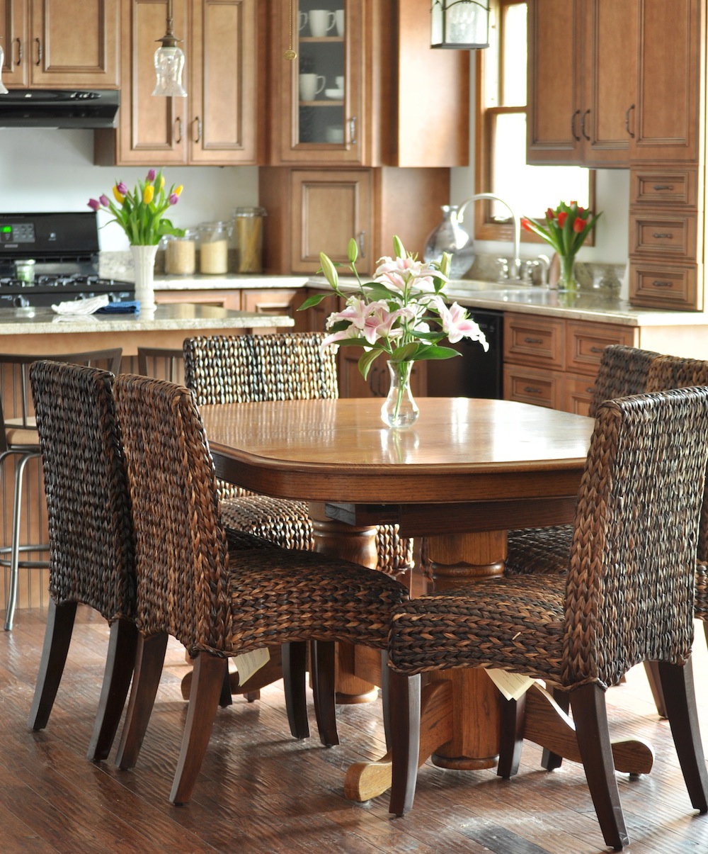 Kitchen Refresh Featuring Pottery Barn’s Seagrass Chairs 