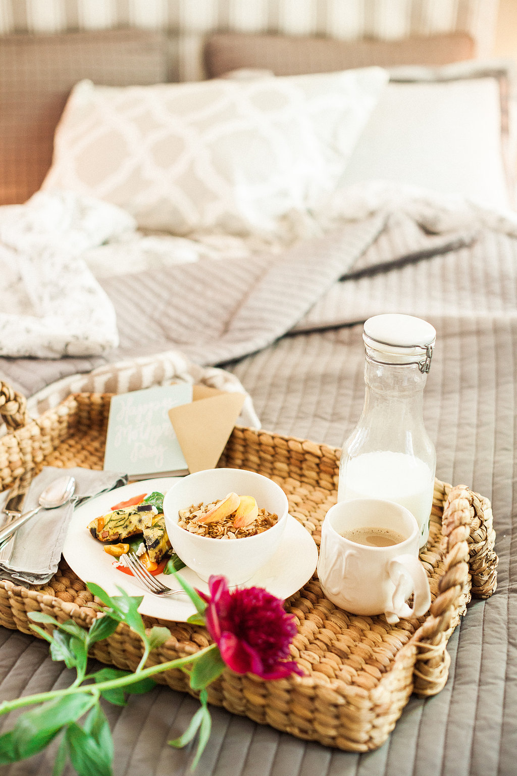 How To Make The Perfect Mother's Day Breakfast In Bed