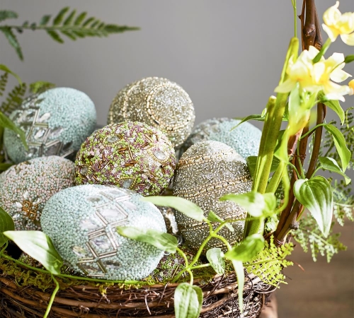 ornament-eggs-1-z