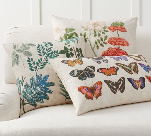 victoria-botanical-bloom-pillow-cover-z